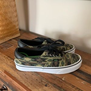 vans native camo